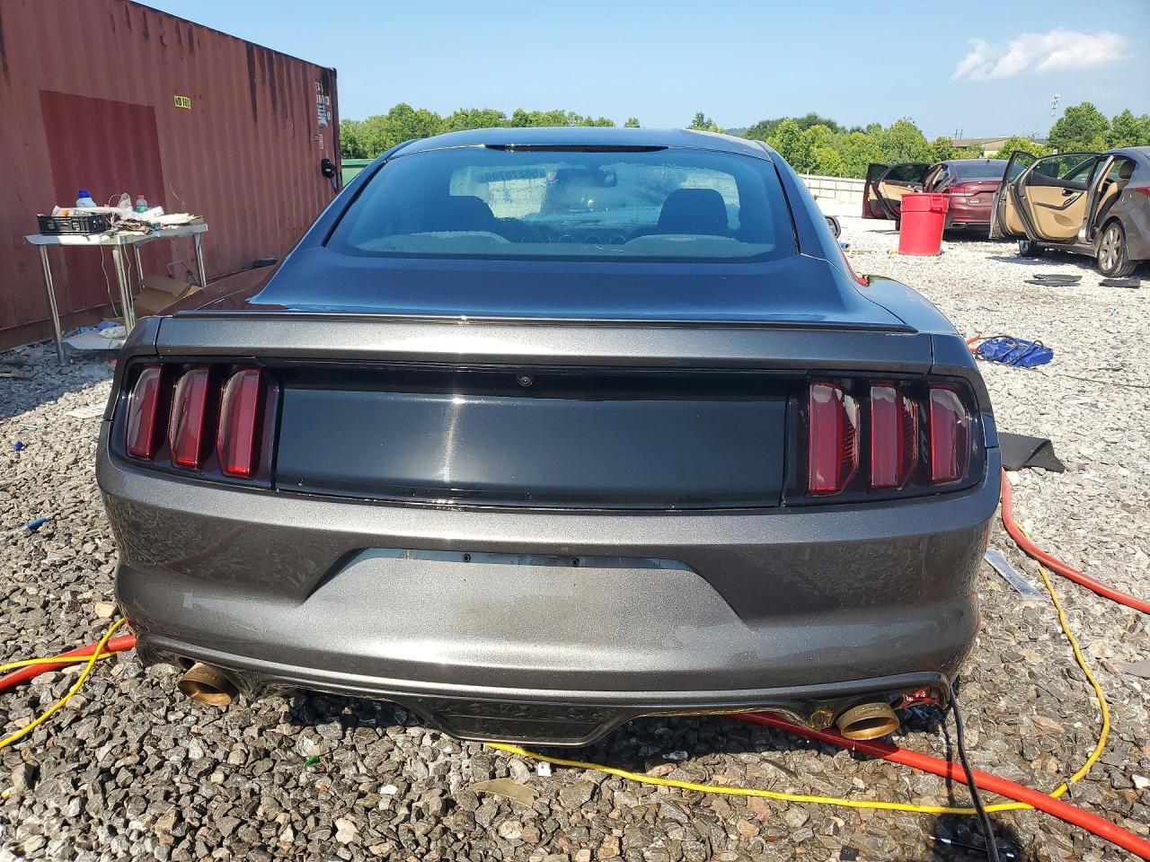 2016 Ford Mustang - zdjęcie 6