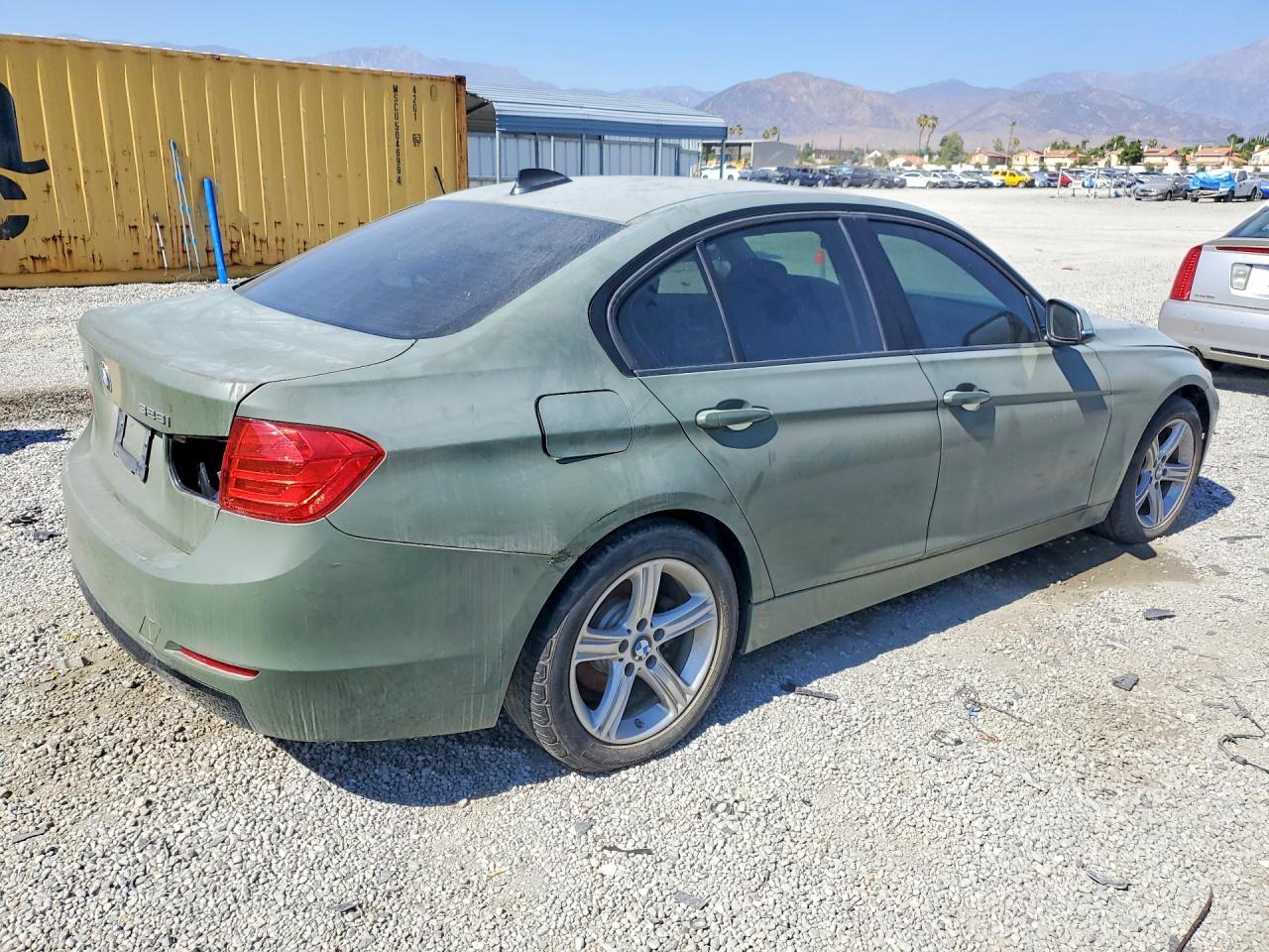 BMW Seria 3 - zdjęcie 3