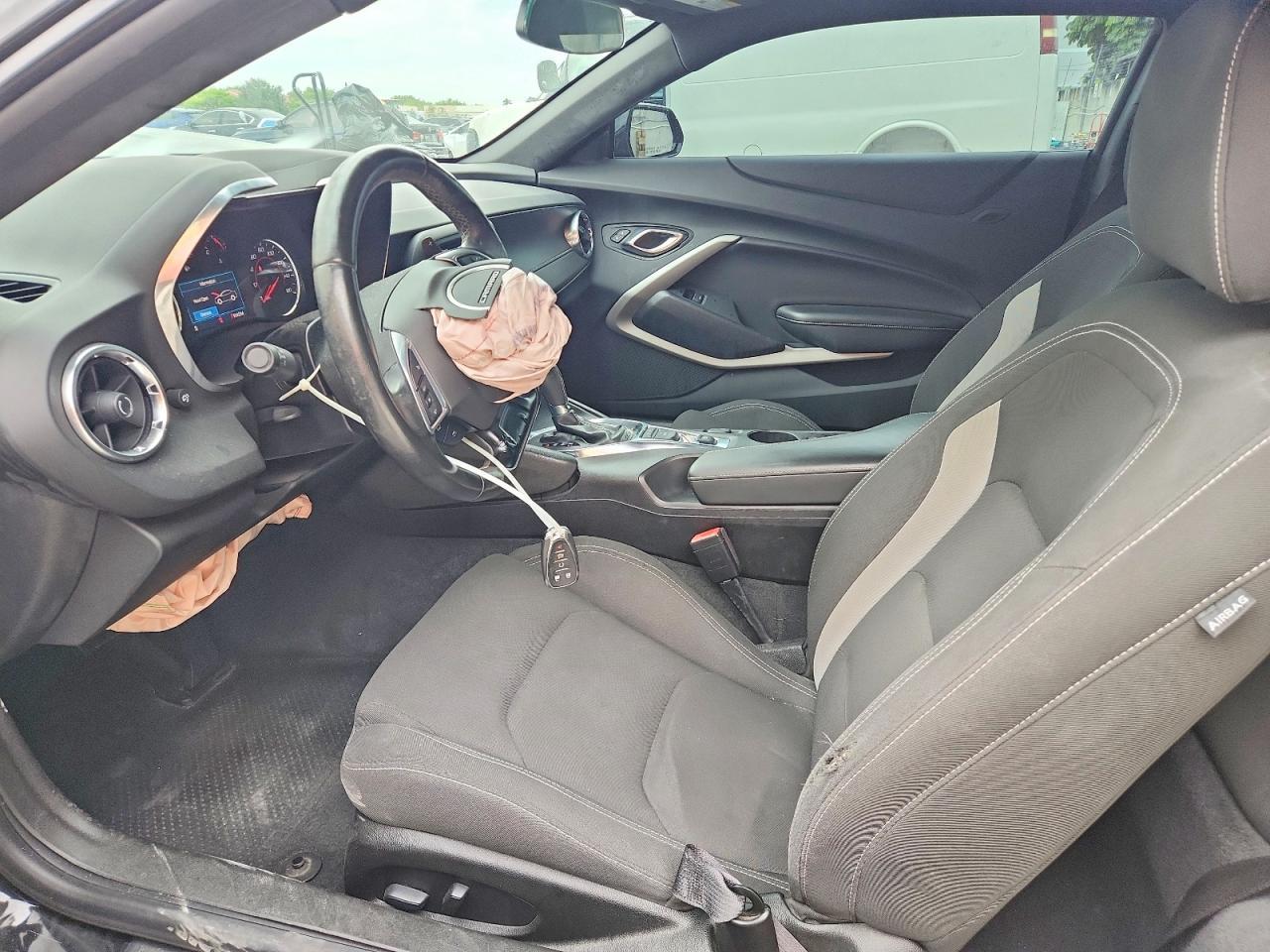 2021 Chevrolet Camaro Ls - zdjęcie 7
