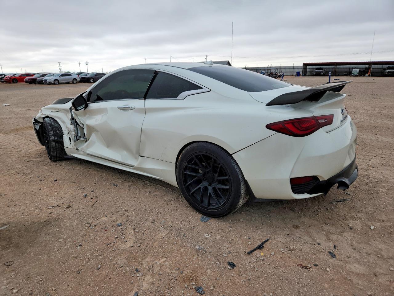Infiniti Q60 - zdjęcie 2