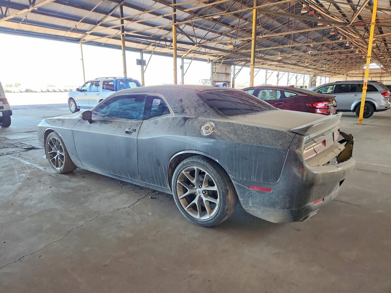 2022 Dodge Challenger Gt - zdjęcie 2