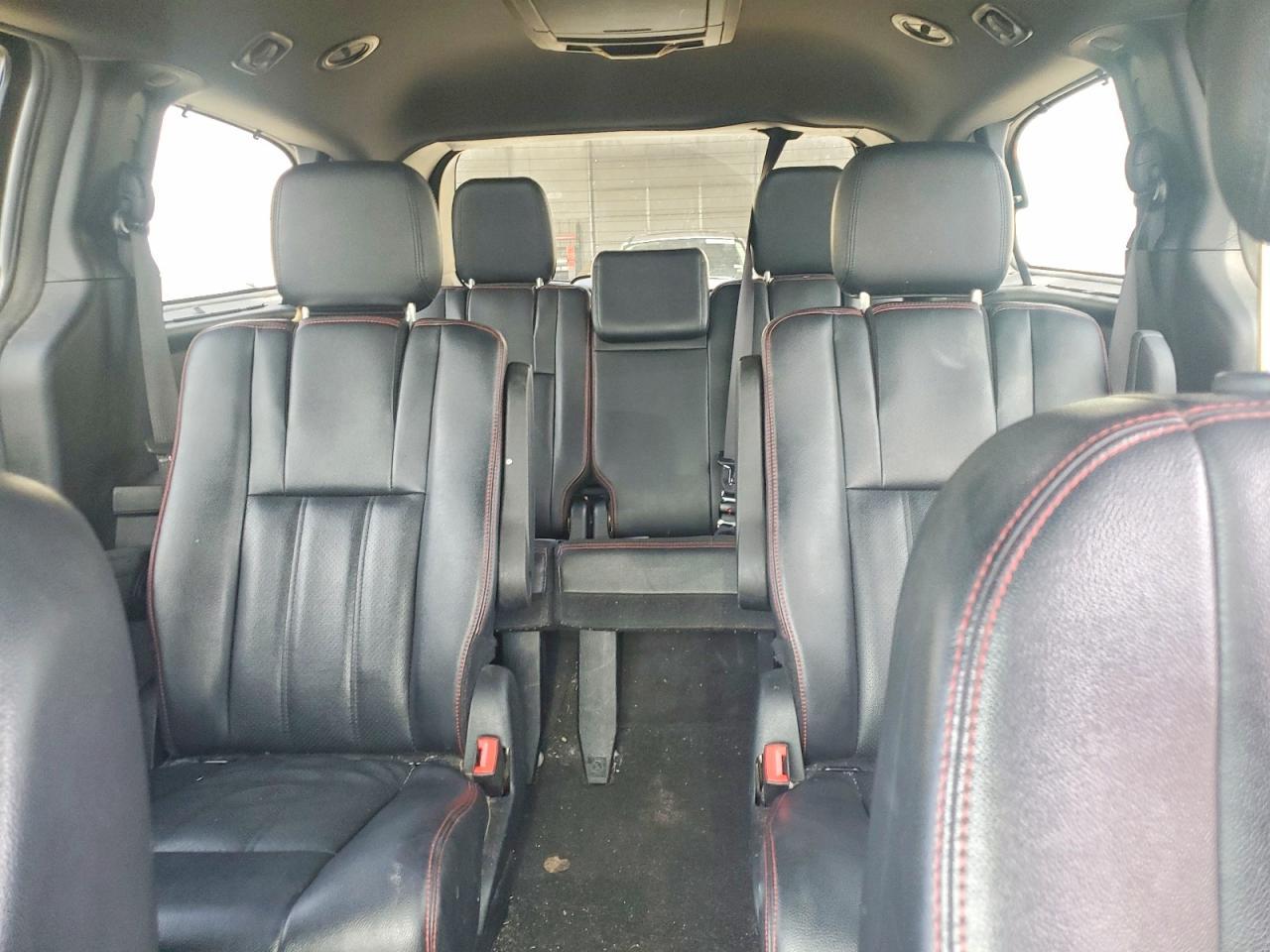 2017 Dodge Grand Caravan Gt - zdjęcie 10