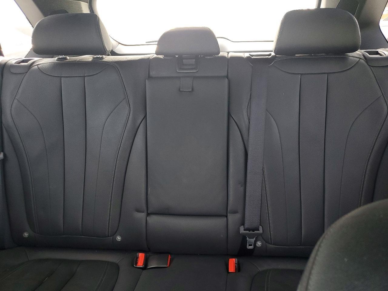 2017 BMW X5 xDrive50I - zdjęcie 10