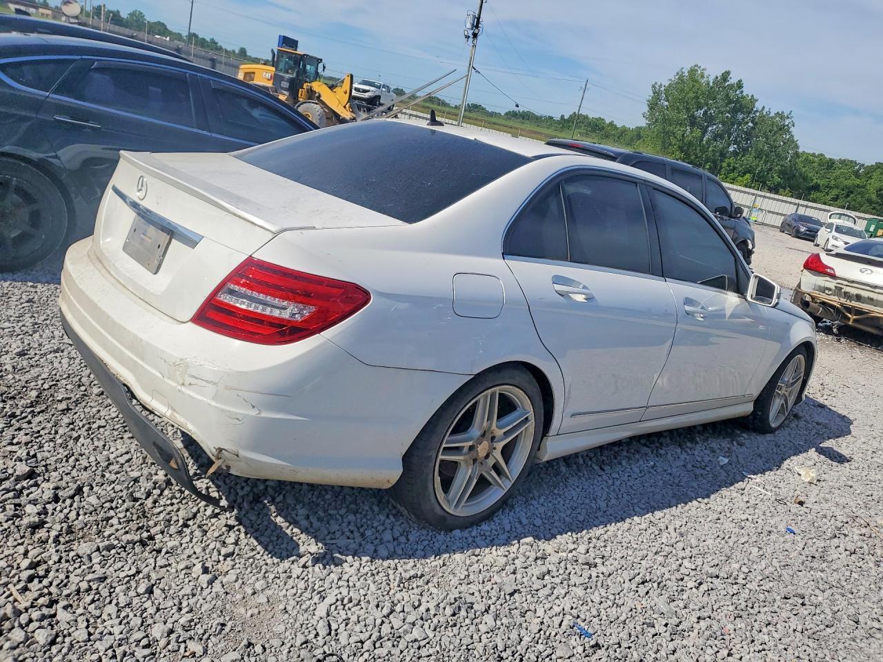 2014 Mercedes-Benz C 250 - zdjęcie 3