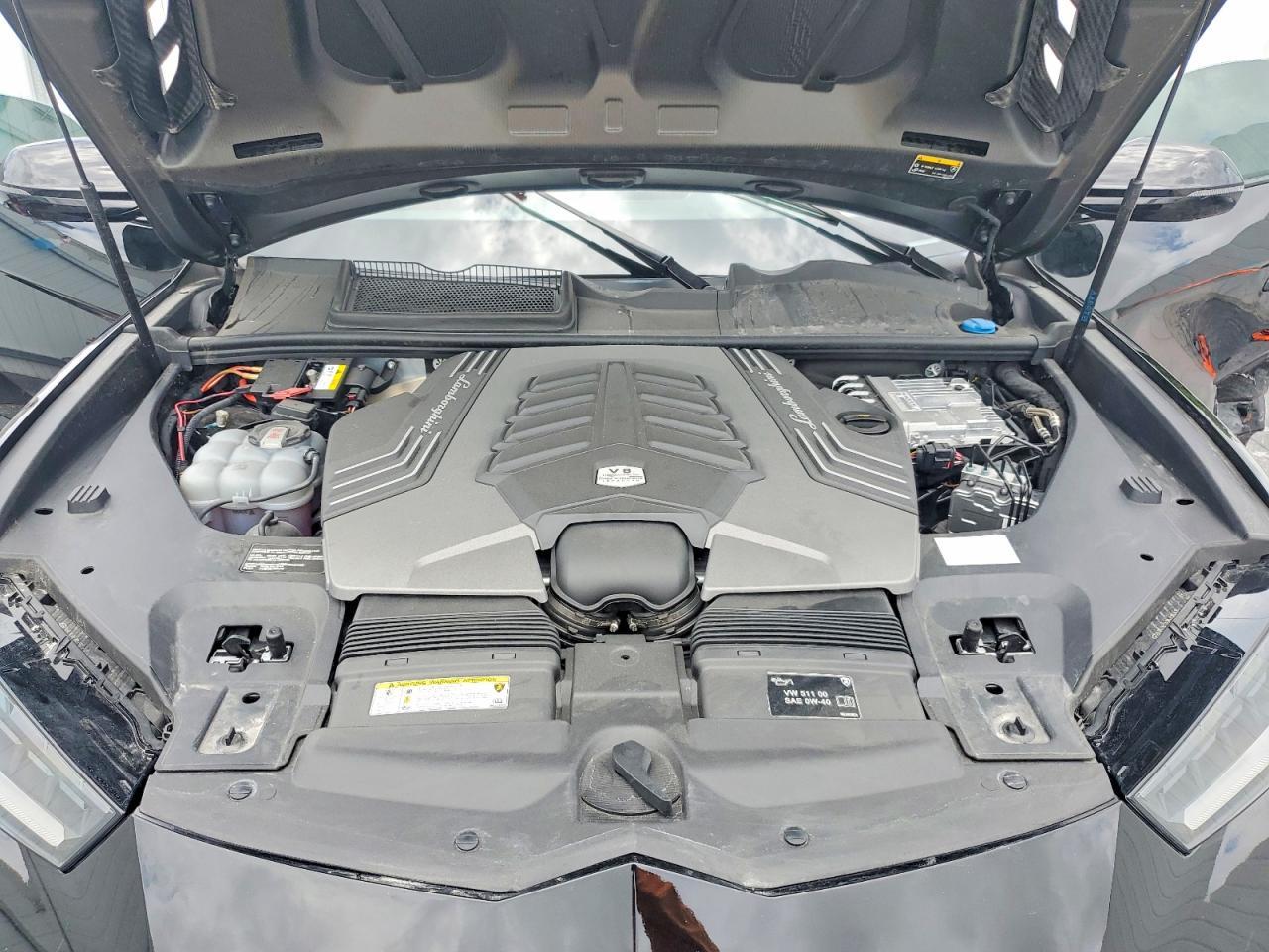 2023 Lamborghini Urus S - zdjęcie 12