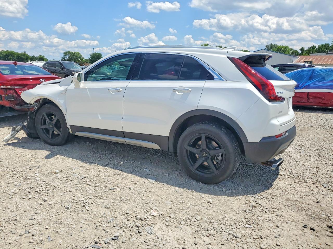 2019 Cadillac Xt4 Premium Luxury - zdjęcie 2