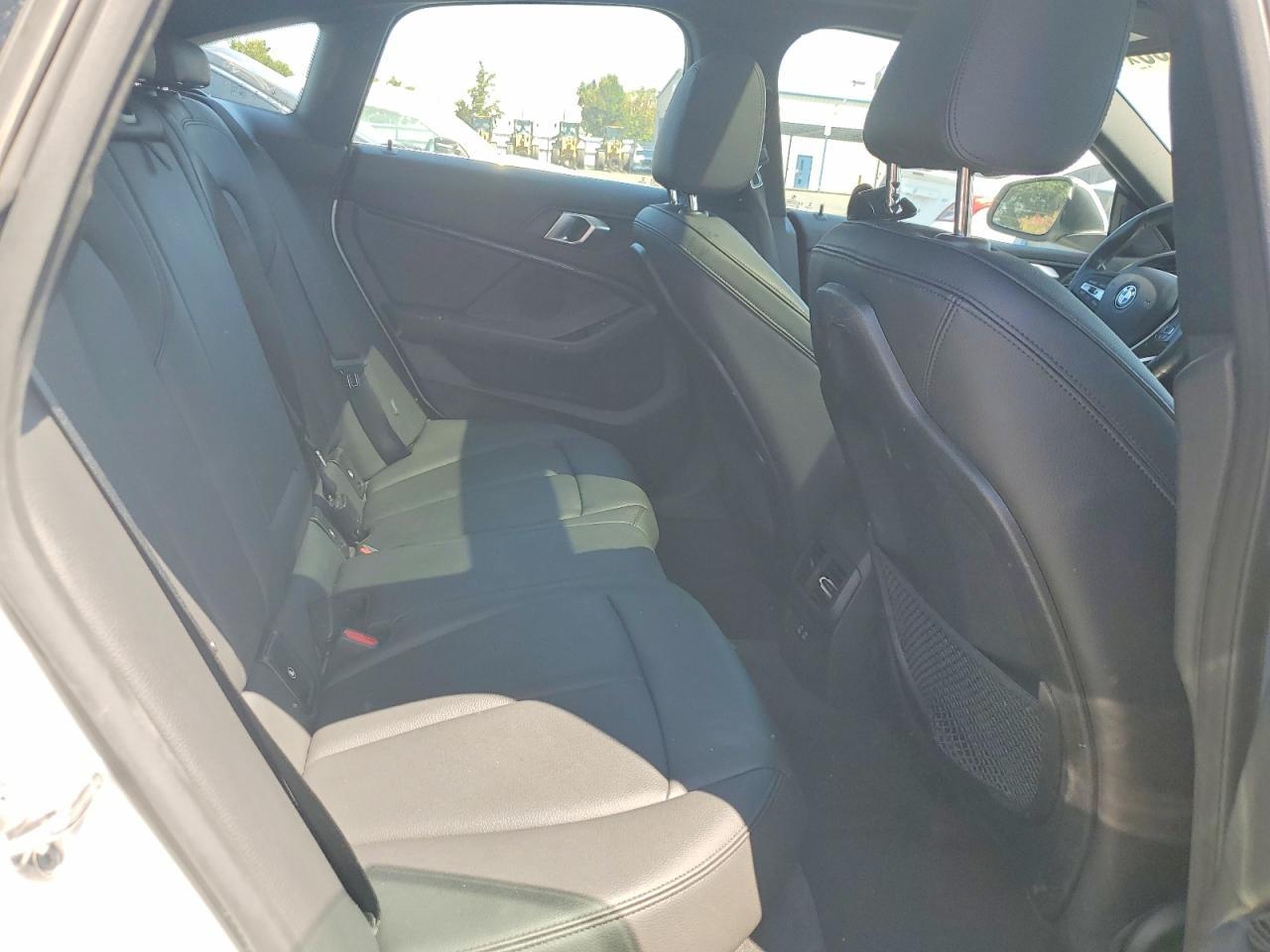 2022 BMW Seria 2 228i - zdjęcie 10