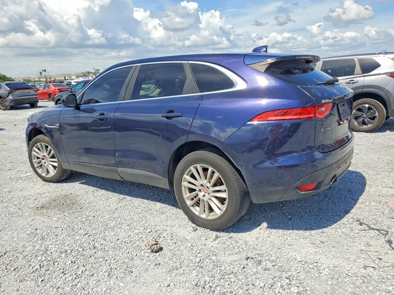 2018 Jaguar F-Pace Prestige - zdjęcie 2