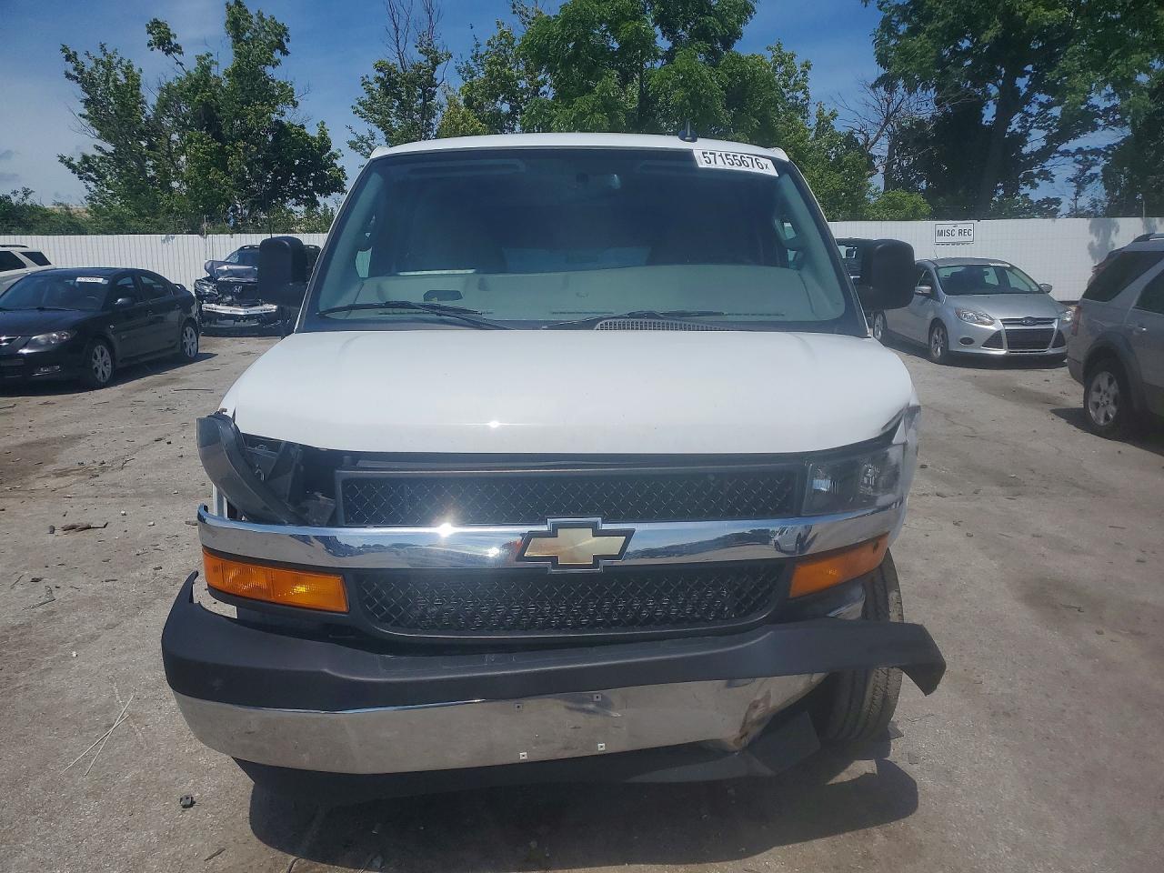 2024 Chevrolet Express G2500 - zdjęcie 5