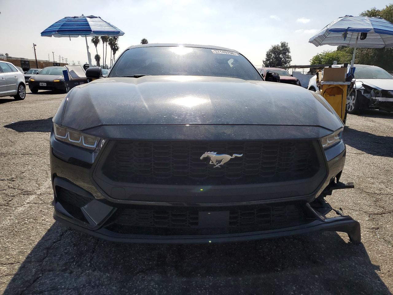 2024 Ford Mustang - zdjęcie 5