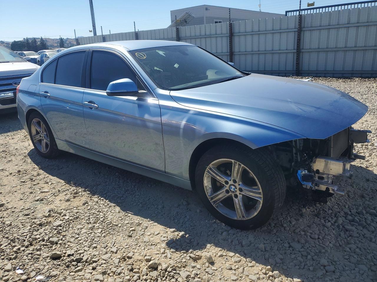 2015 BMW 328 I - zdjęcie 4