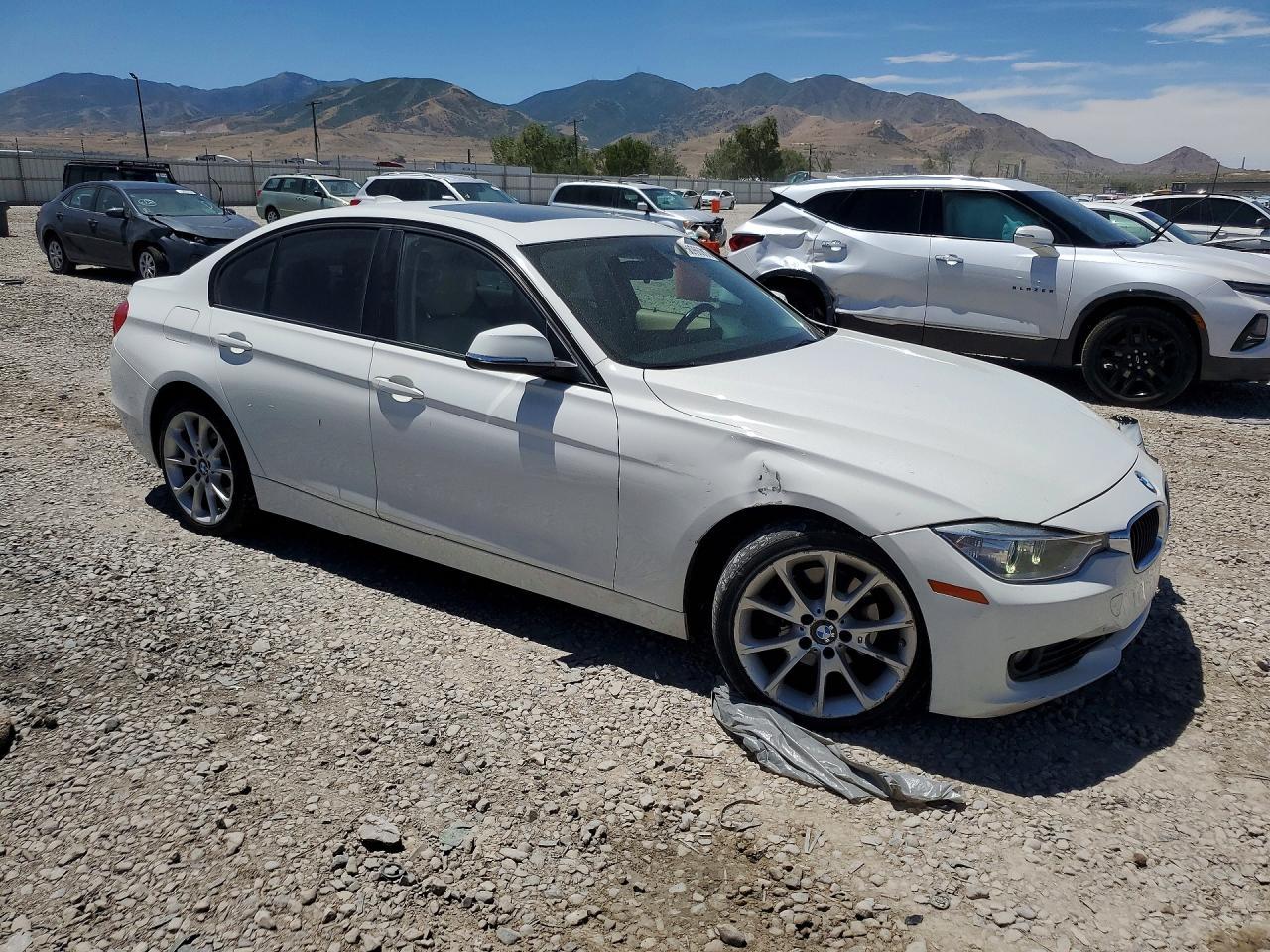 2015 BMW 328 I - zdjęcie 4