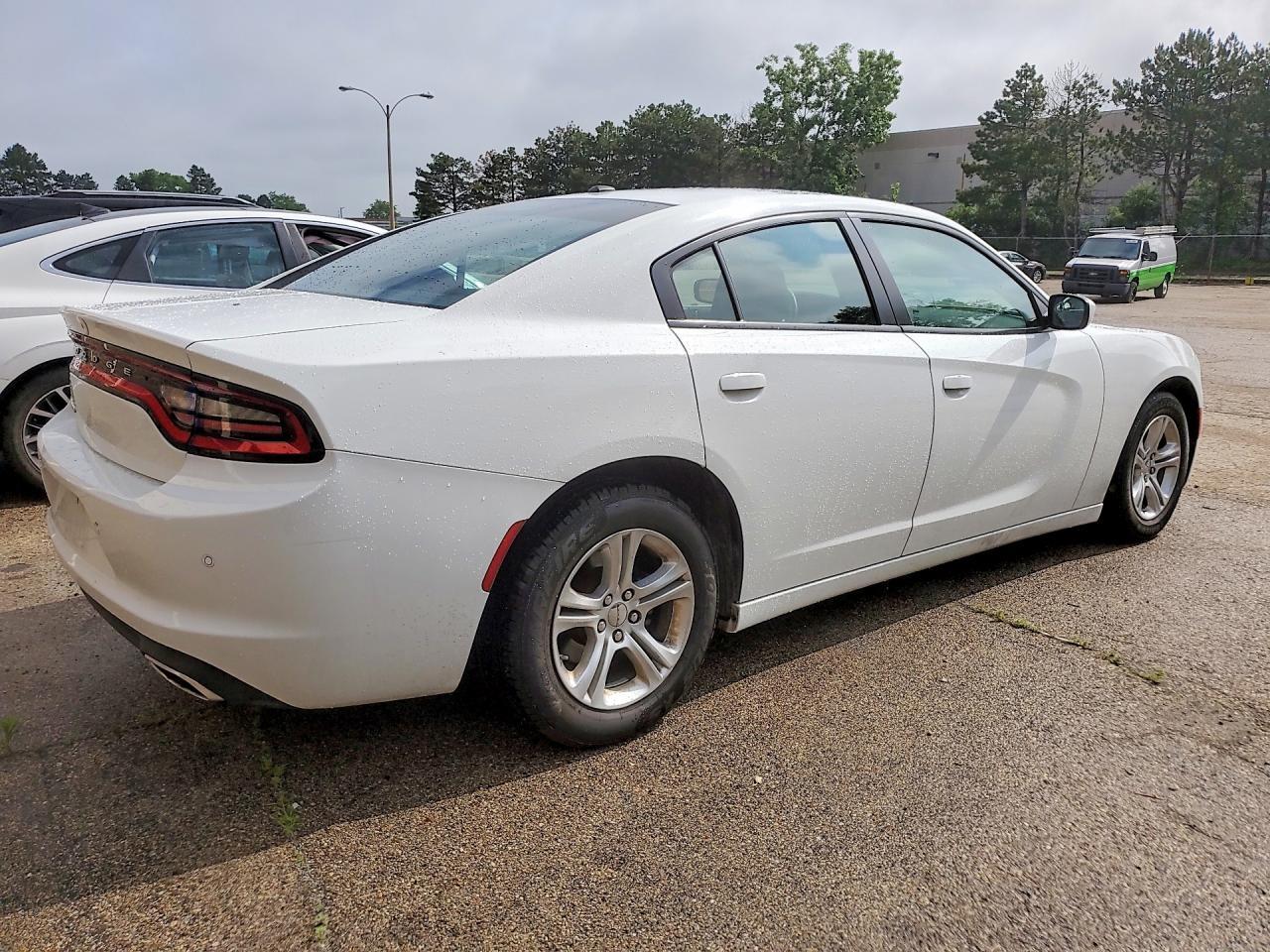 2022 Dodge Charger Sxt - zdjęcie 3