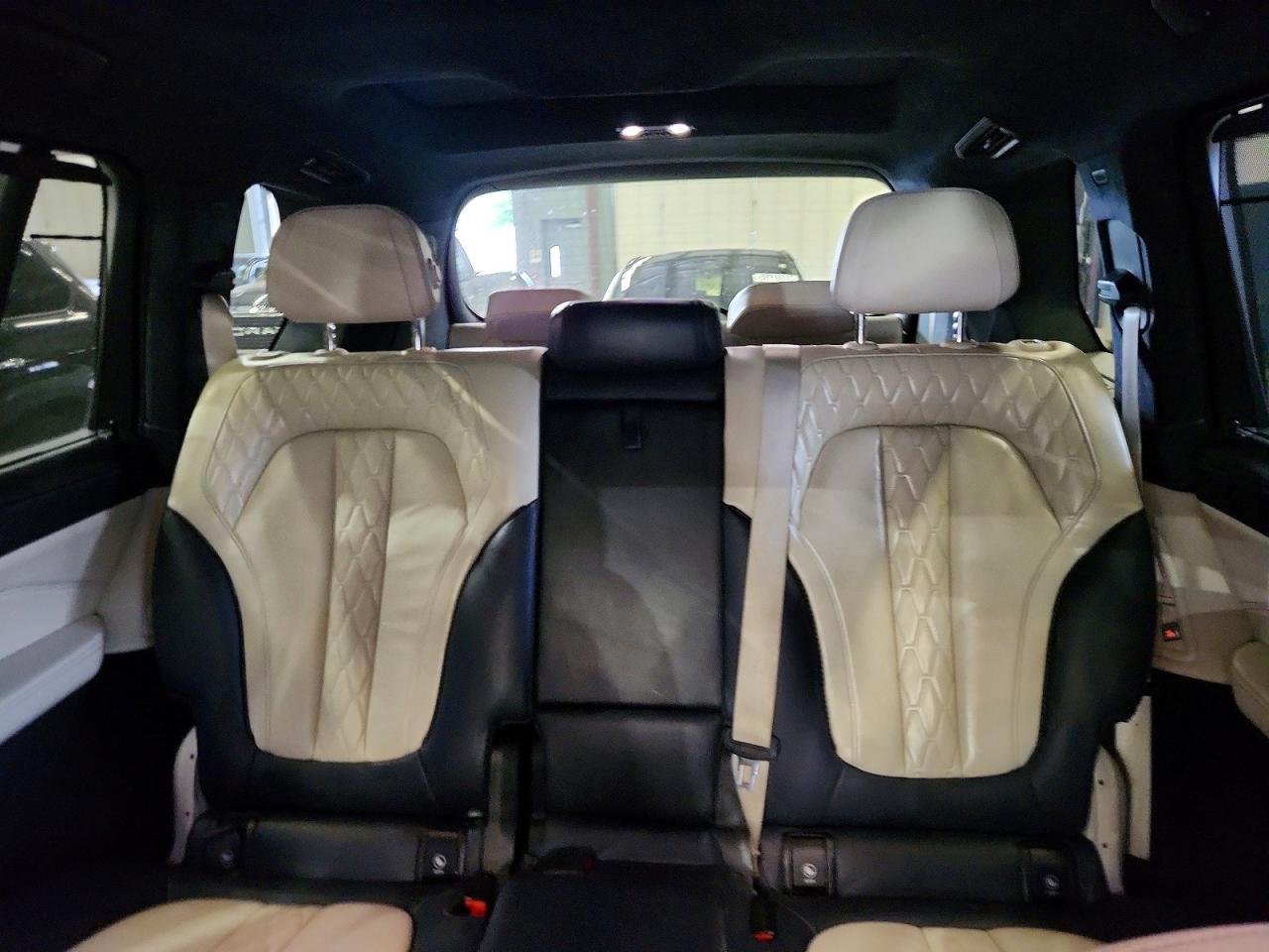 2019 BMW X7 xDrive40I - zdjęcie 10