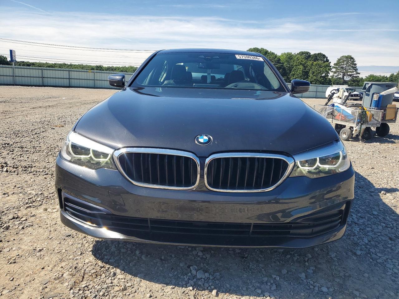 2019 BMW 530 I - zdjęcie 5