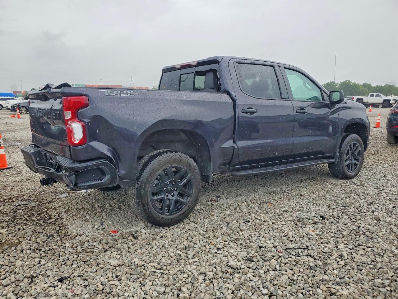 2024 Chevrolet Silverado K1500 Lt Trail Boss - zdjęcie 3