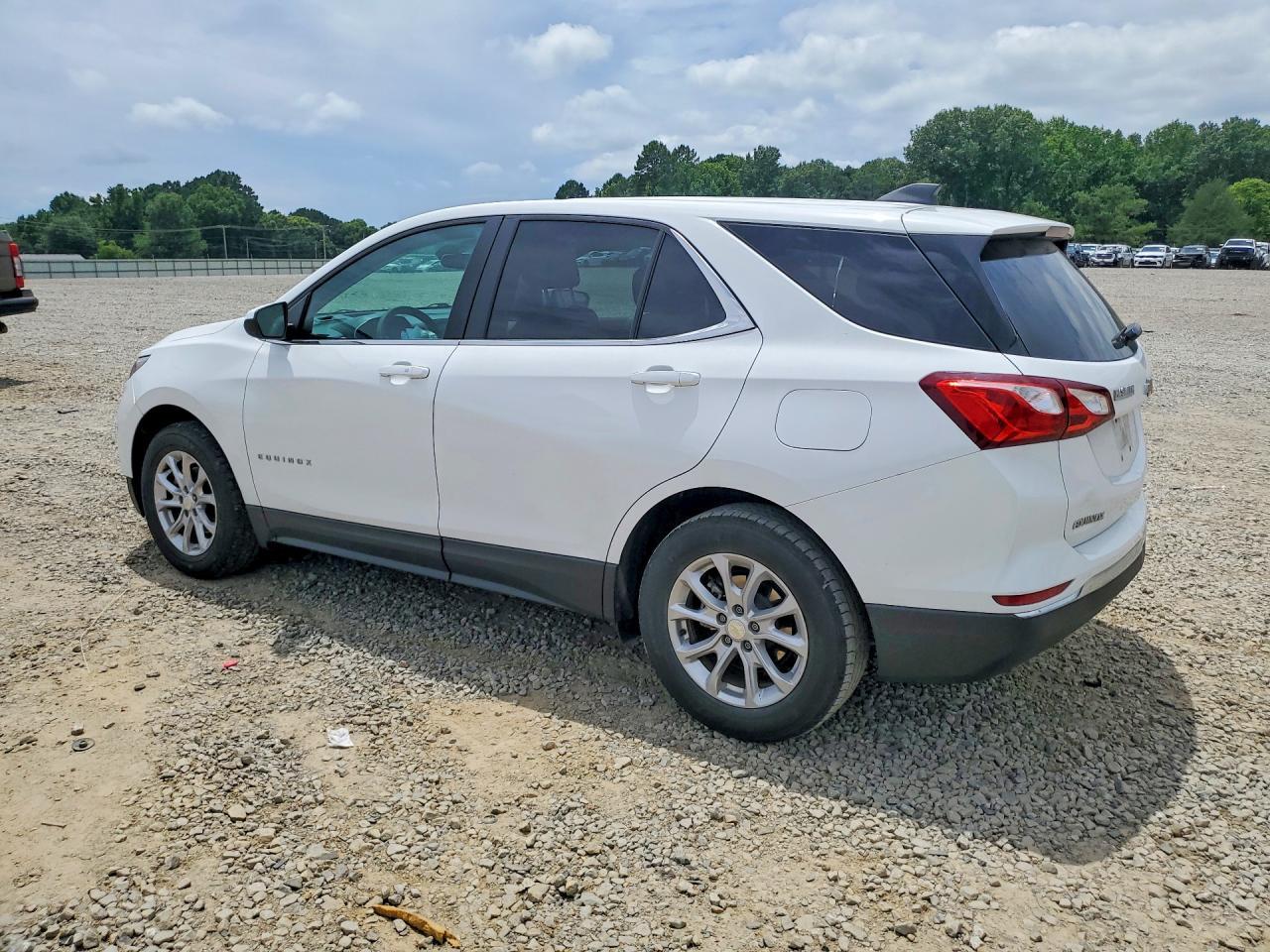 2021 Chevrolet Equinox Lt - zdjęcie 2