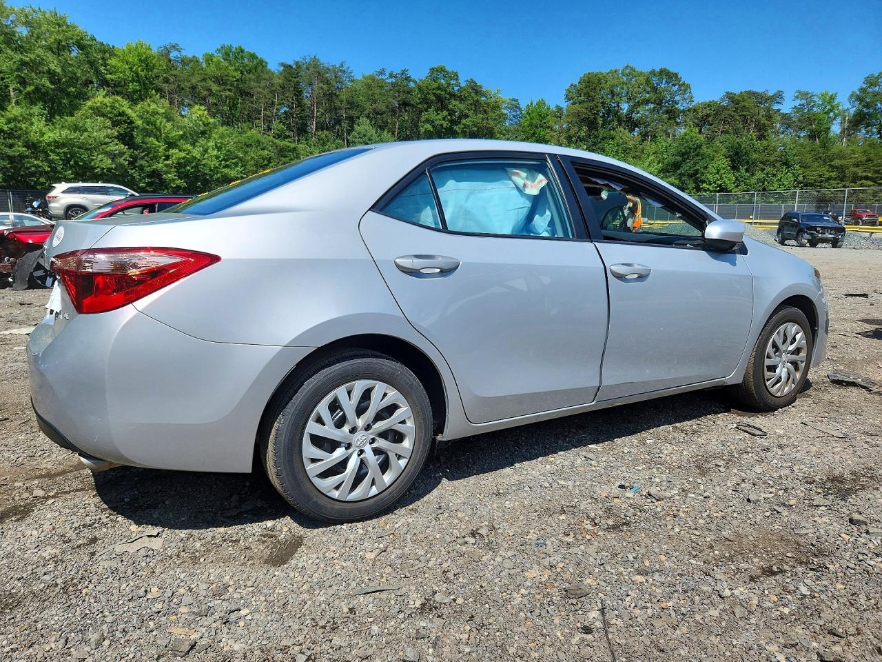 2017 Toyota Corolla Le - zdjęcie 3