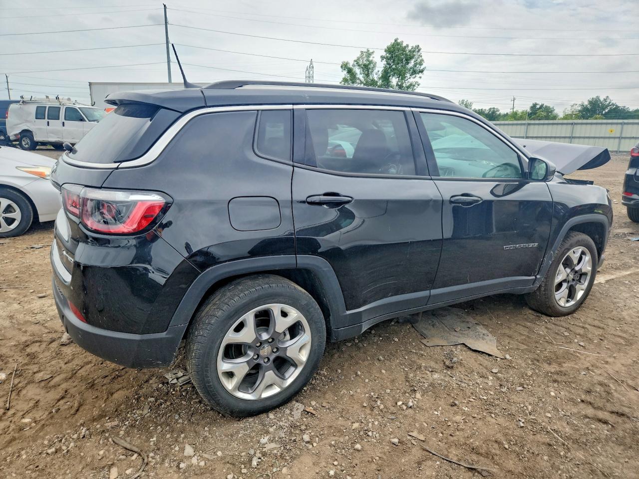 2021 Jeep Compass Limited - zdjęcie 3