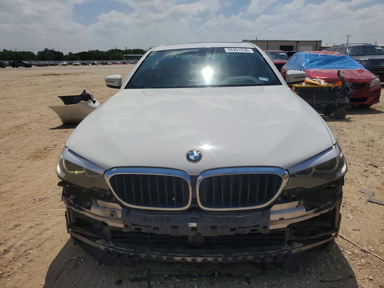 2018 BMW 530 I - zdjęcie 5