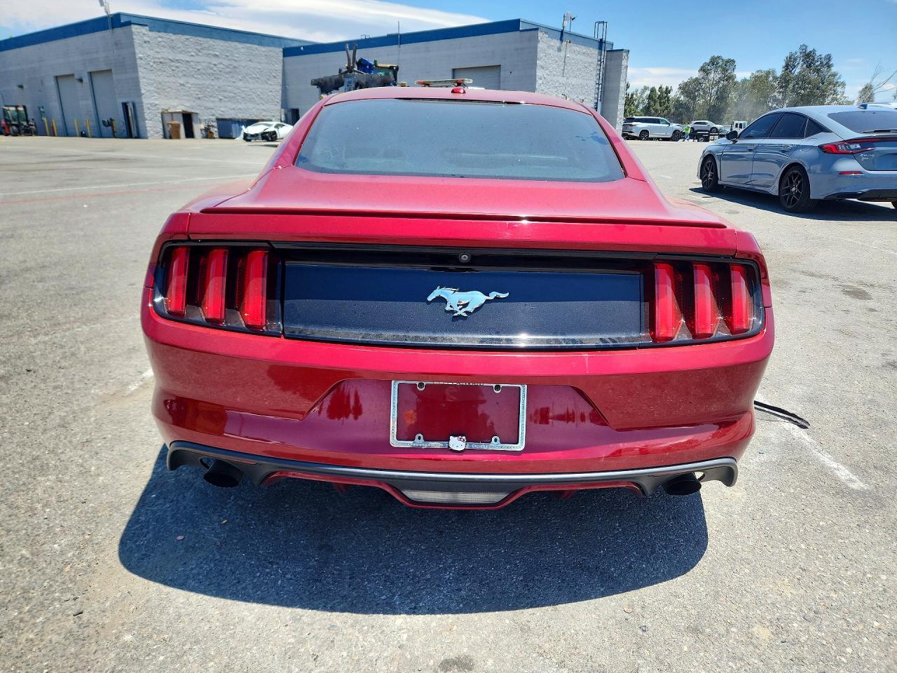 2017 Ford Mustang - zdjęcie 6