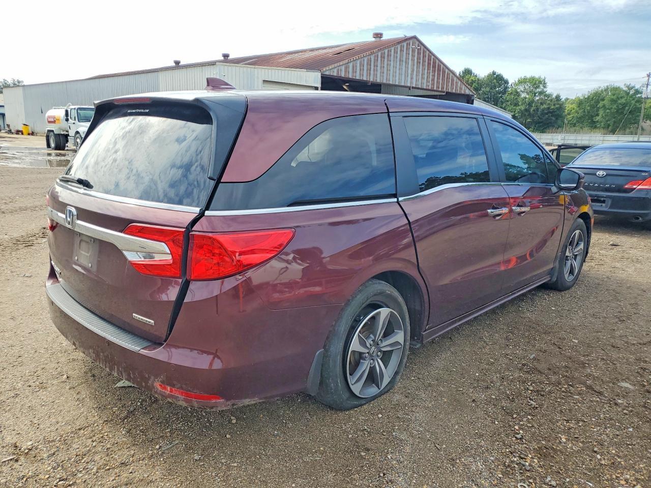 2018 Honda Odyssey - zdjęcie 3