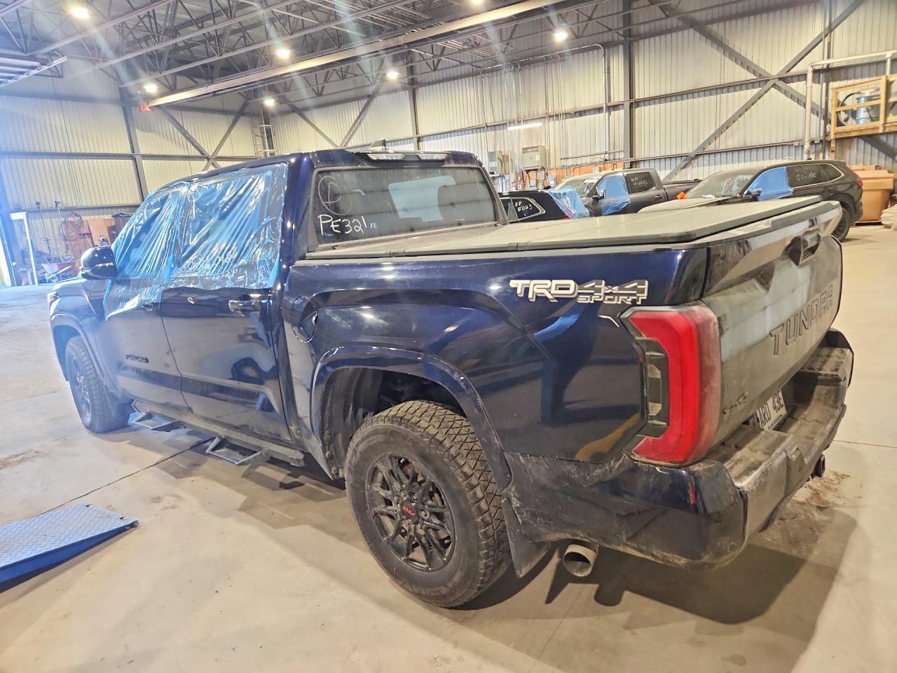 2024 Toyota Tundra Sr5 - zdjęcie 2