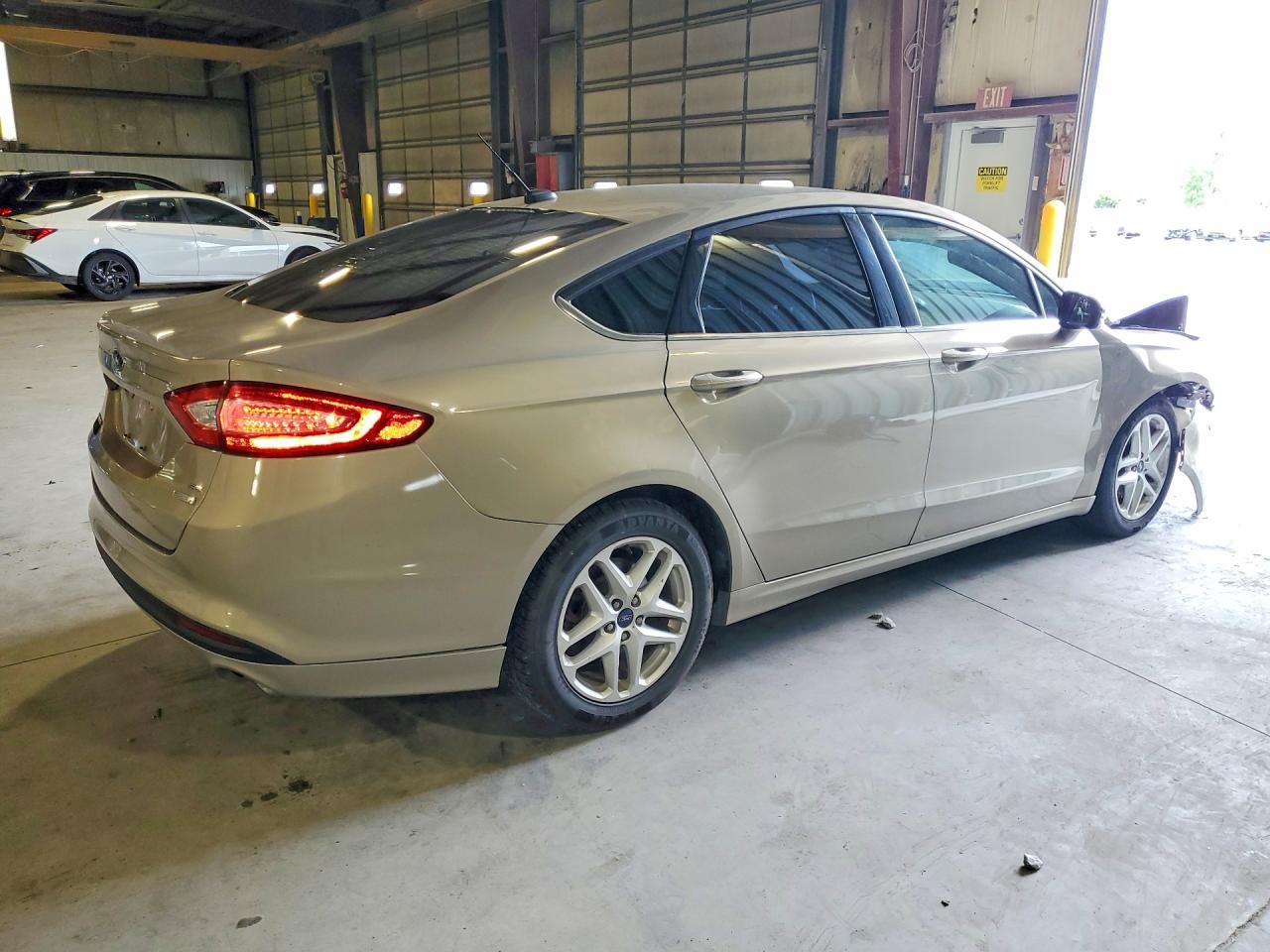 2015 Ford Fusion Se - zdjęcie 3