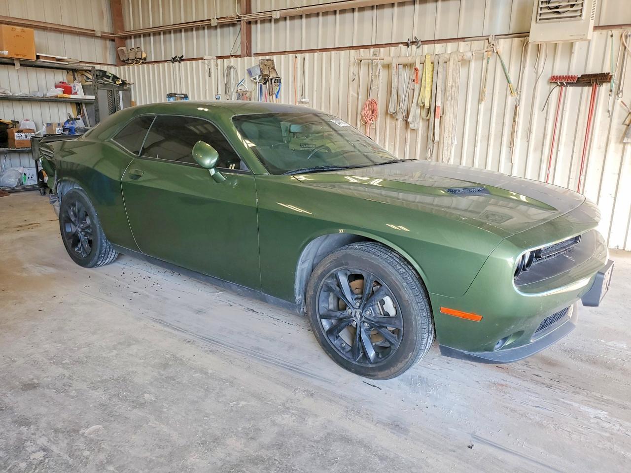 2022 Dodge Challenger Sxt - zdjęcie 4