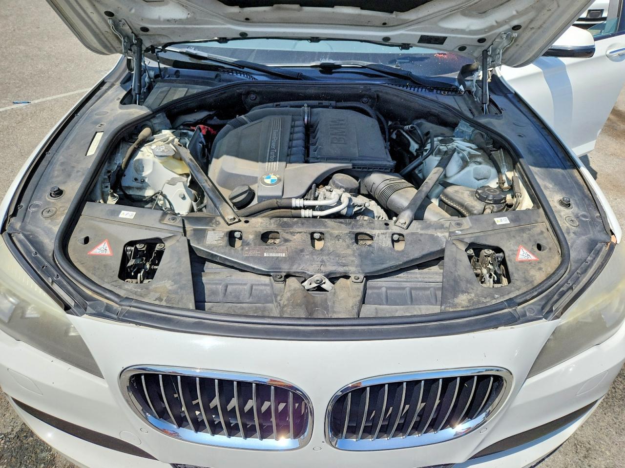 2013 BMW 740 I - zdjęcie 11