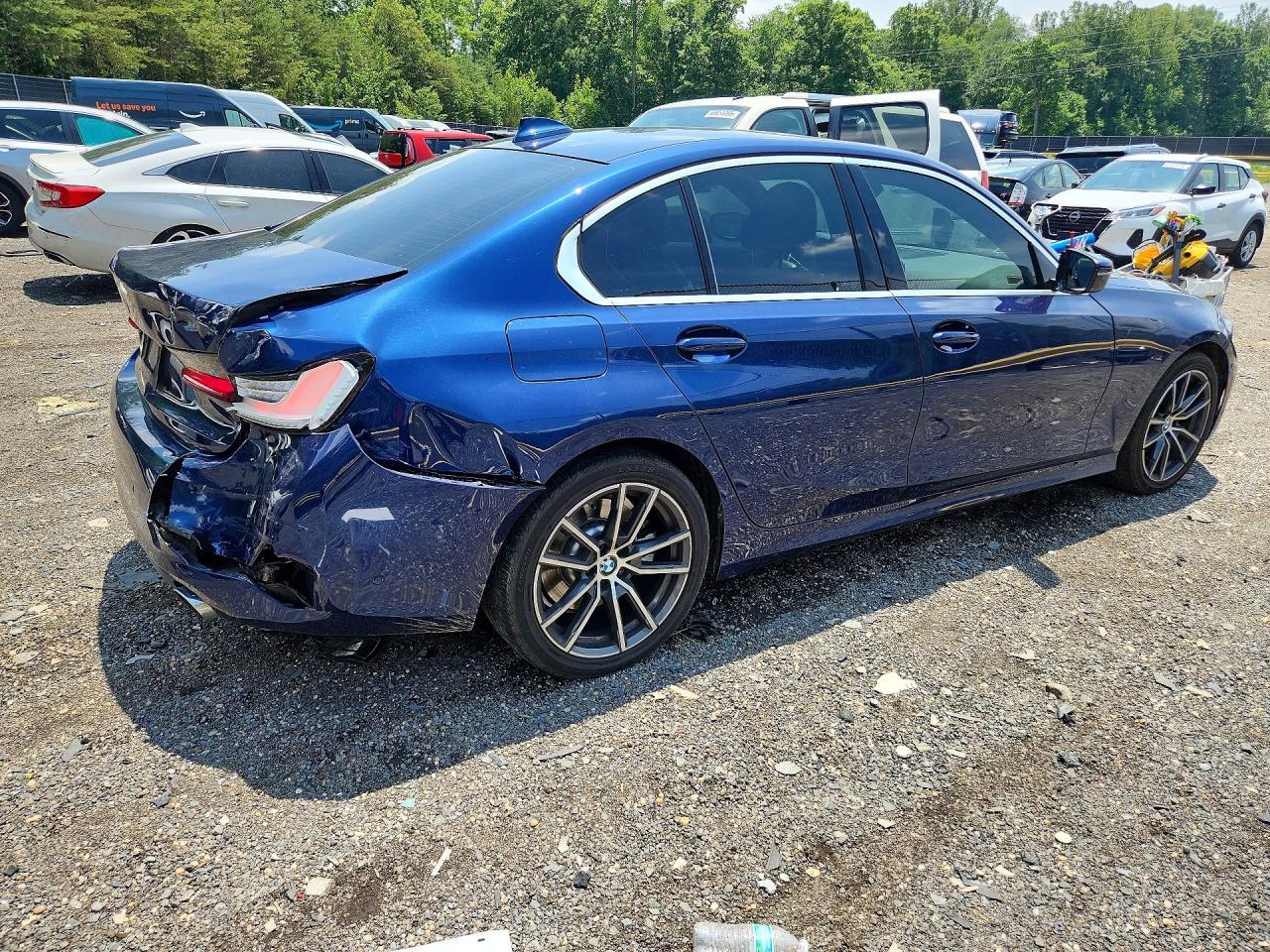 2020 BMW 330I - zdjęcie 3