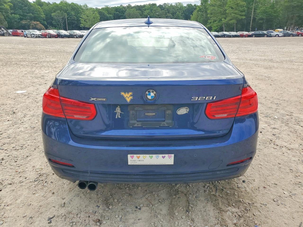 2016 BMW Seria 3 328i - zdjęcie 6