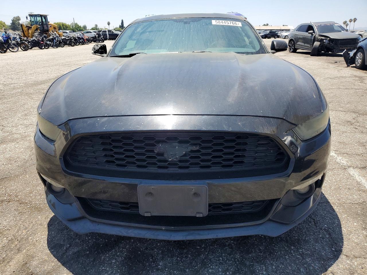 2016 Ford Mustang - zdjęcie 5
