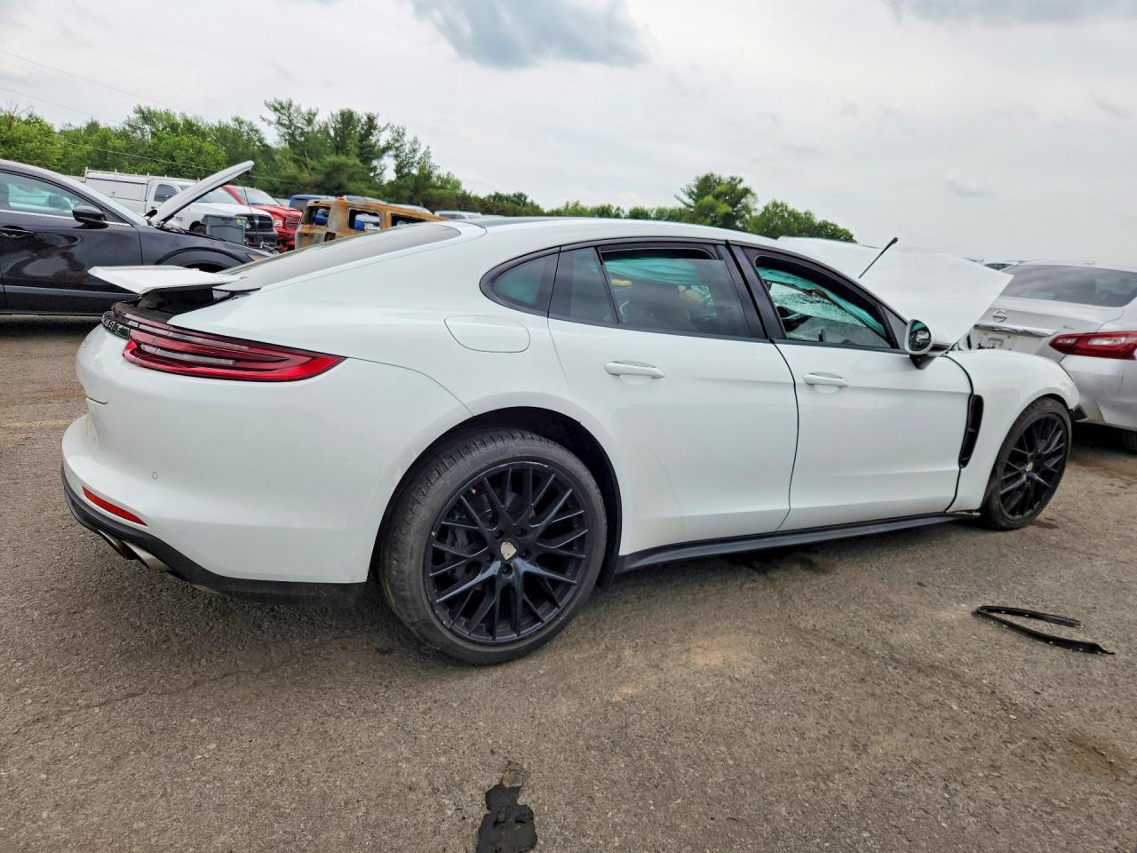2018 Porsche Panamera 4S - zdjęcie 3
