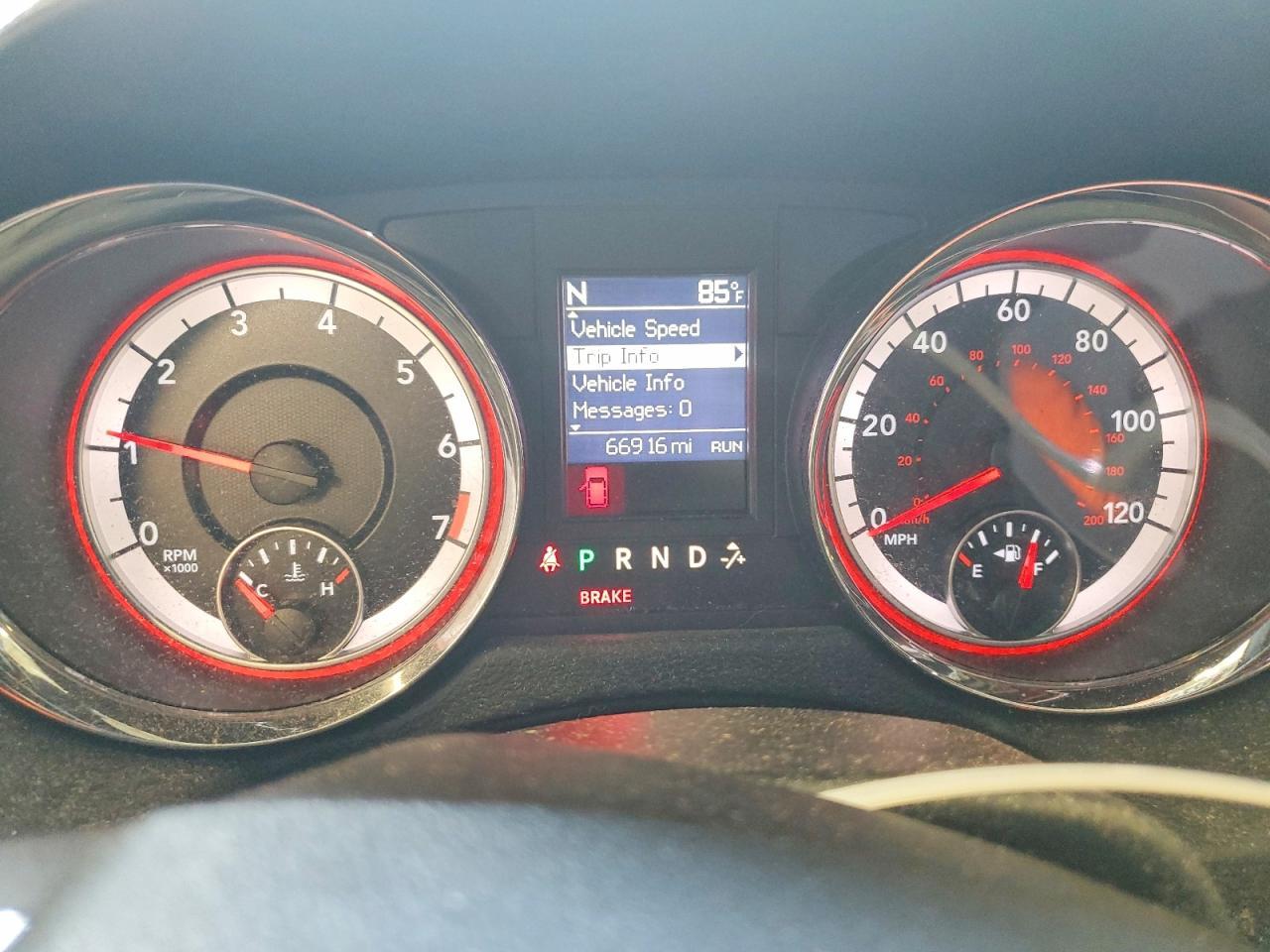 2016 Dodge Grand Caravan R - zdjęcie 9