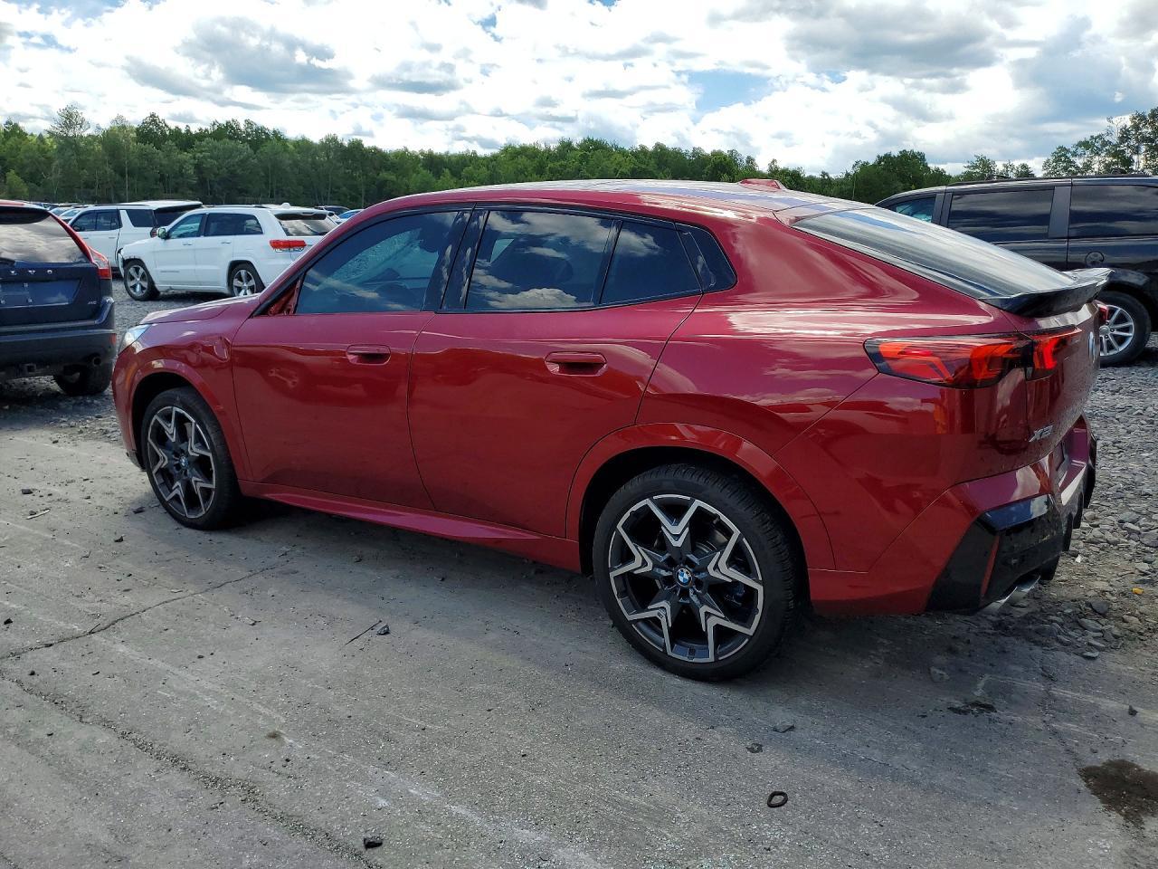 2025 BMW X2 M35I - zdjęcie 2