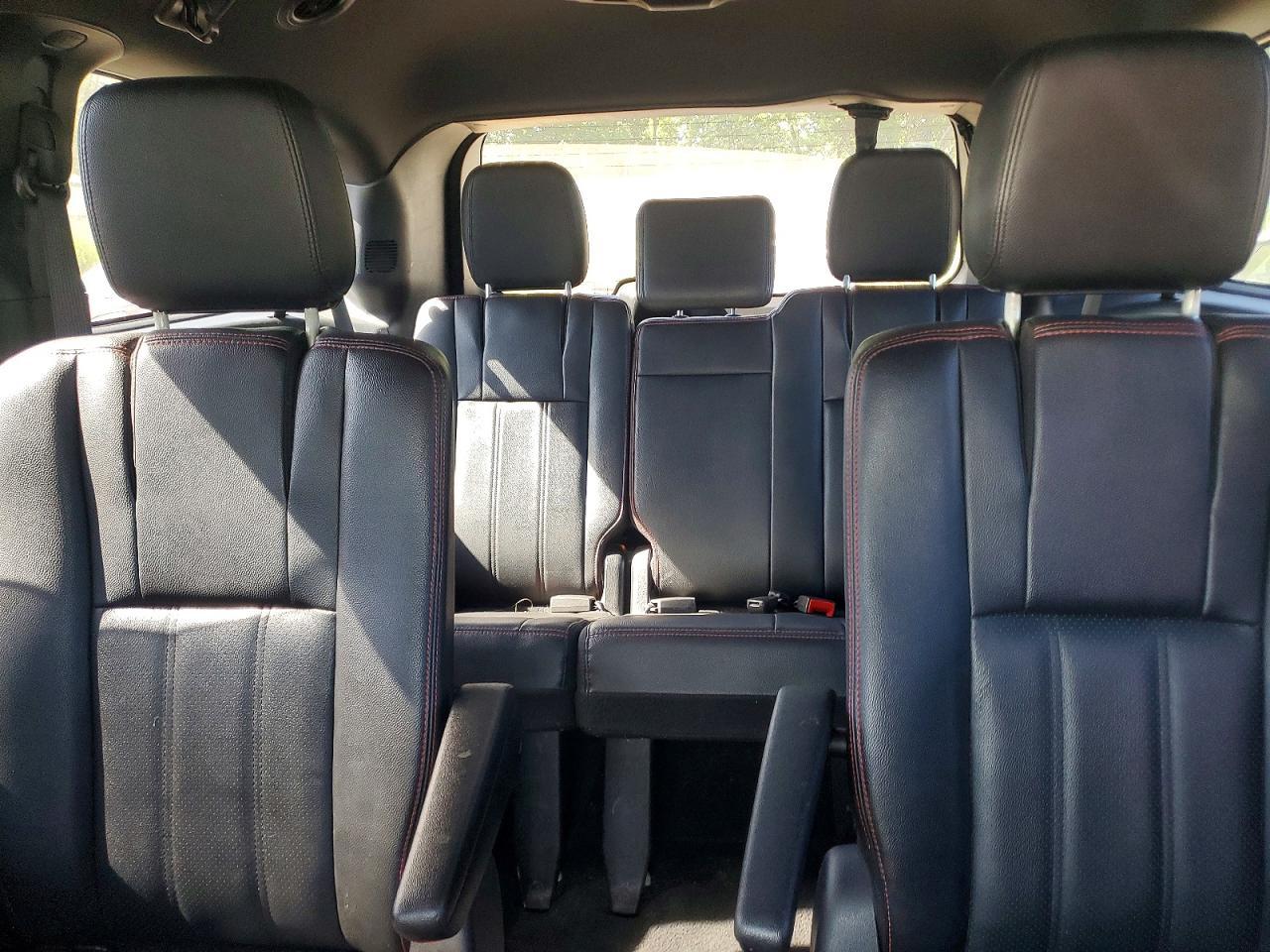 2019 Dodge Grand Caravan Gt - zdjęcie 10
