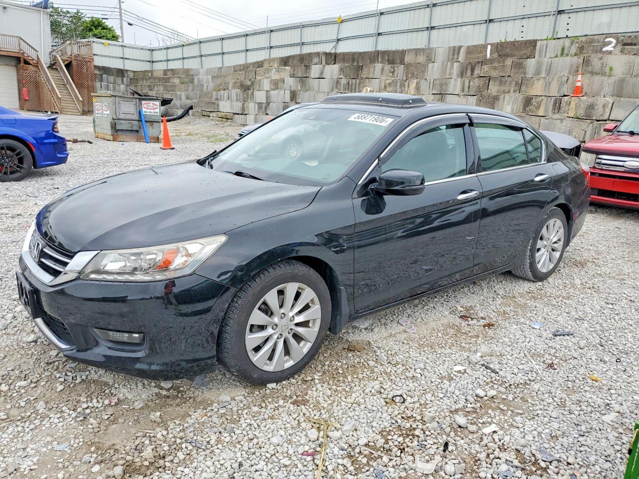2015 Honda Accord Touring - zdjęcie główne