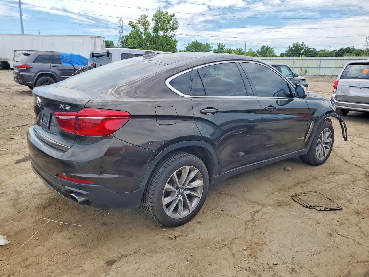 2017 BMW X6 xDrive35I - zdjęcie 3