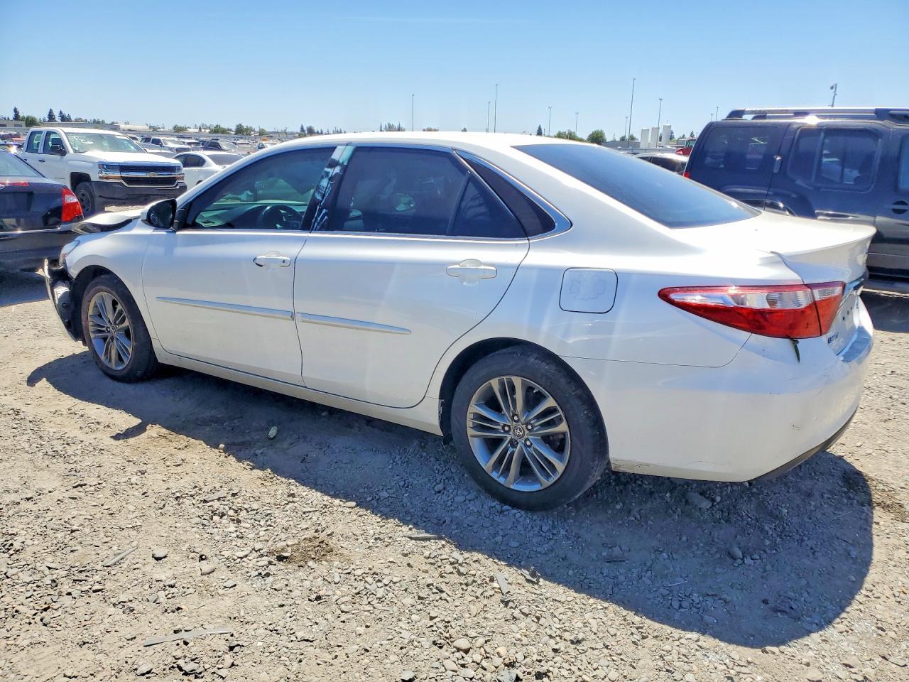 2017 Toyota Camry Se - zdjęcie 2