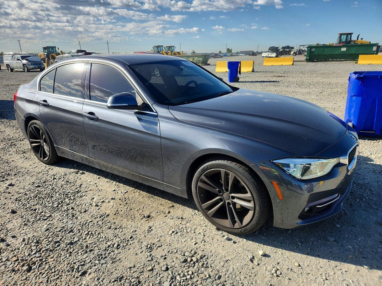 2018 BMW 330E - zdjęcie 4