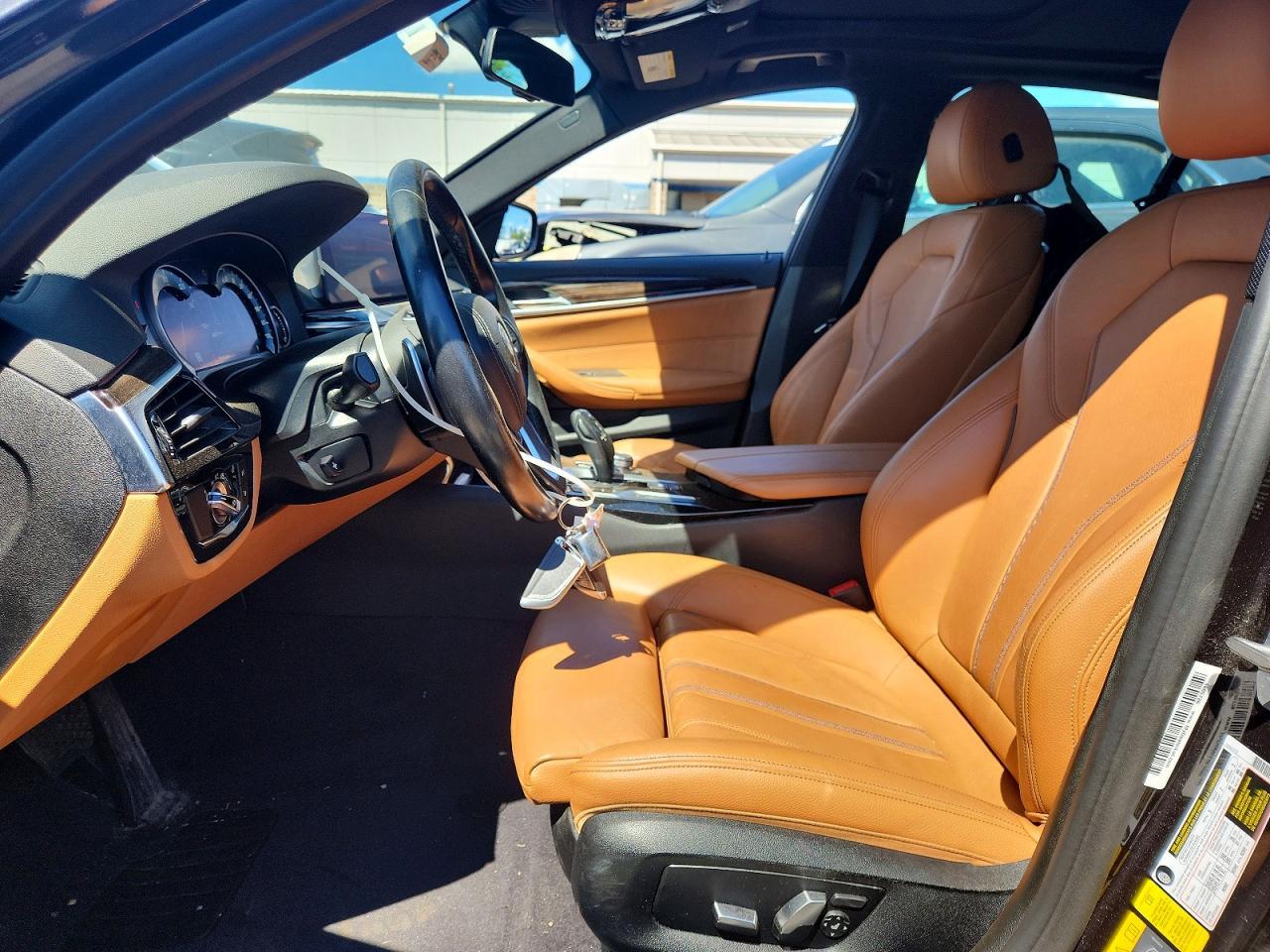 2019 BMW 530Xe - zdjęcie 7