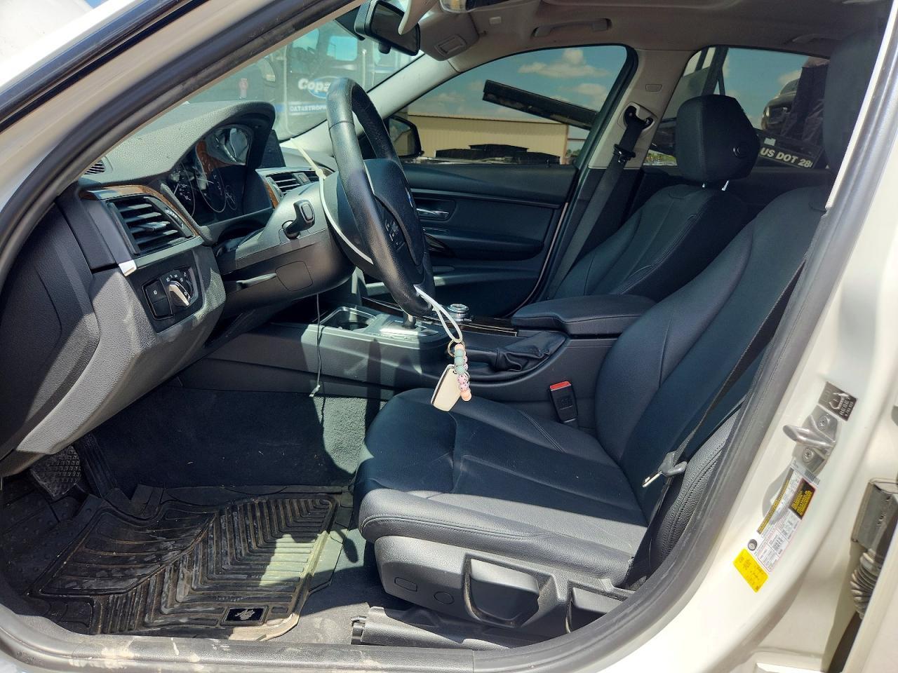 2015 BMW 320 I - zdjęcie 7