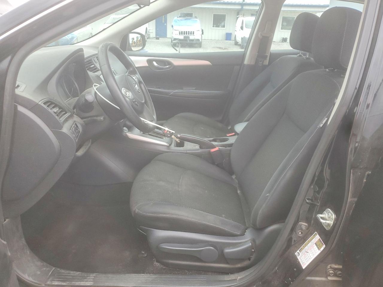 2019 Nissan Sentra S - zdjęcie 7