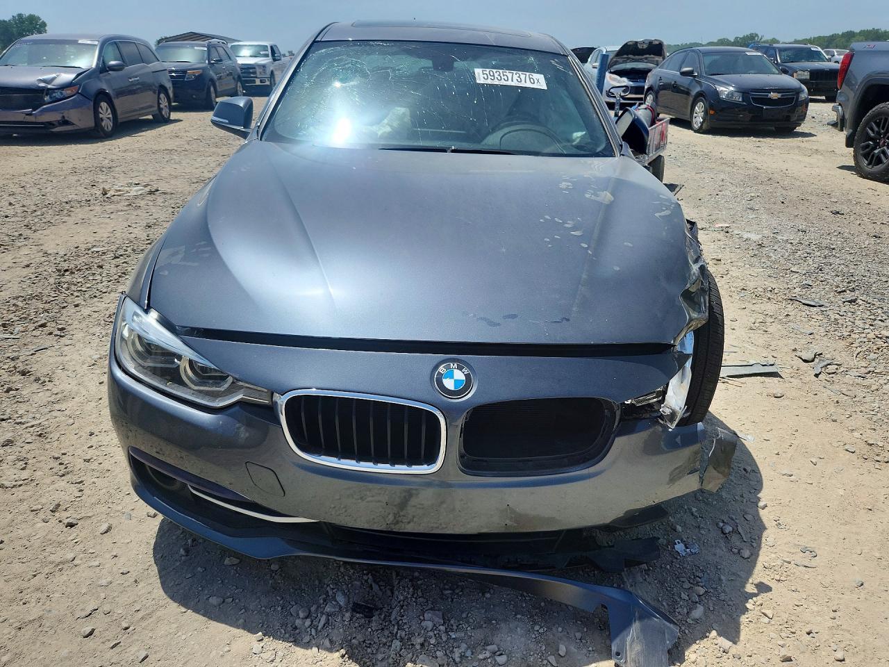 2018 BMW 330 Xi - zdjęcie 5