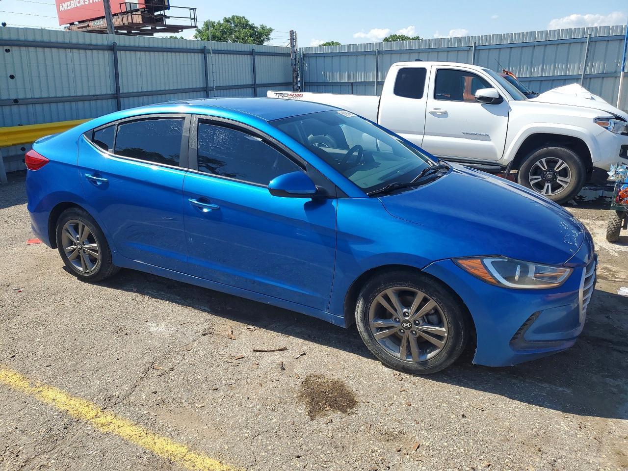 2018 Hyundai Elantra - zdjęcie 4