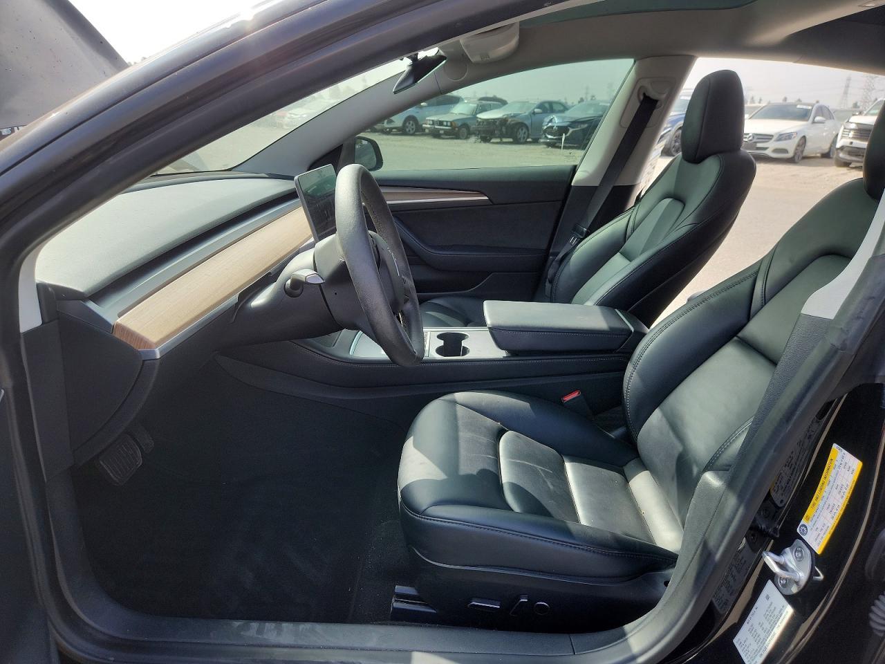 2023 Tesla Model 3 - zdjęcie 7