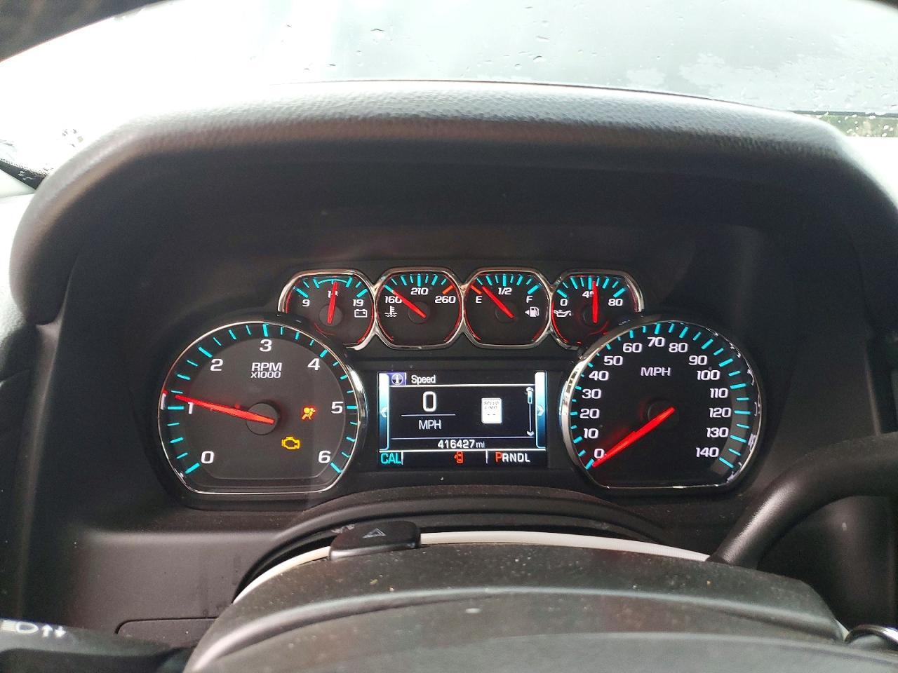 2017 Chevrolet Suburban K1500 Lt - zdjęcie 9