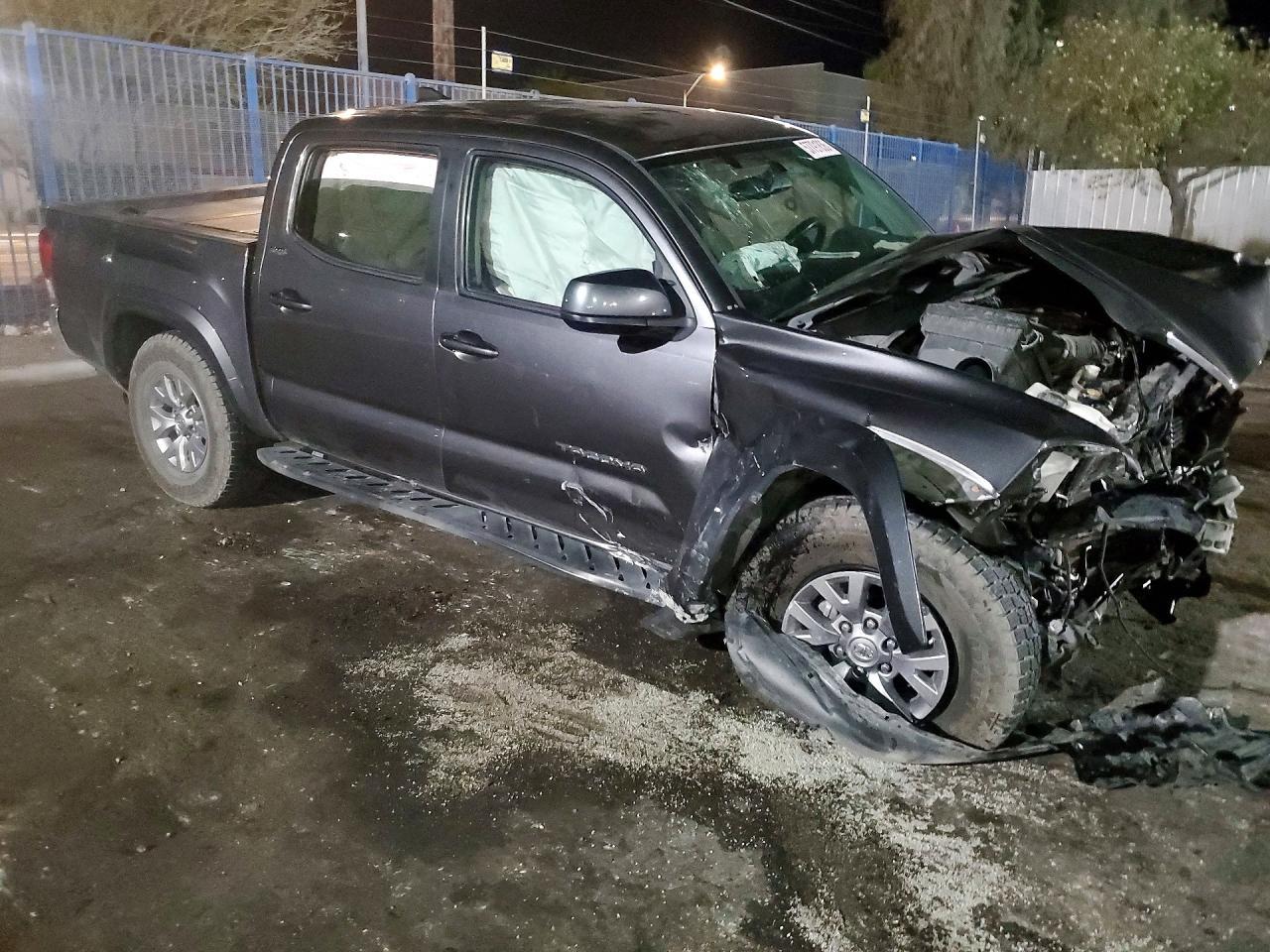 2017 Toyota Tacoma Sr5 - zdjęcie 4