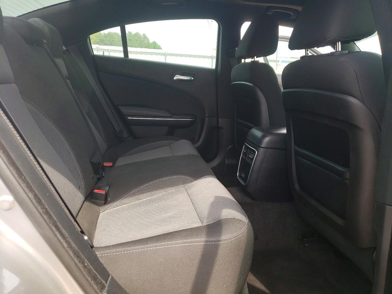 2016 Dodge Charger Se - zdjęcie 10
